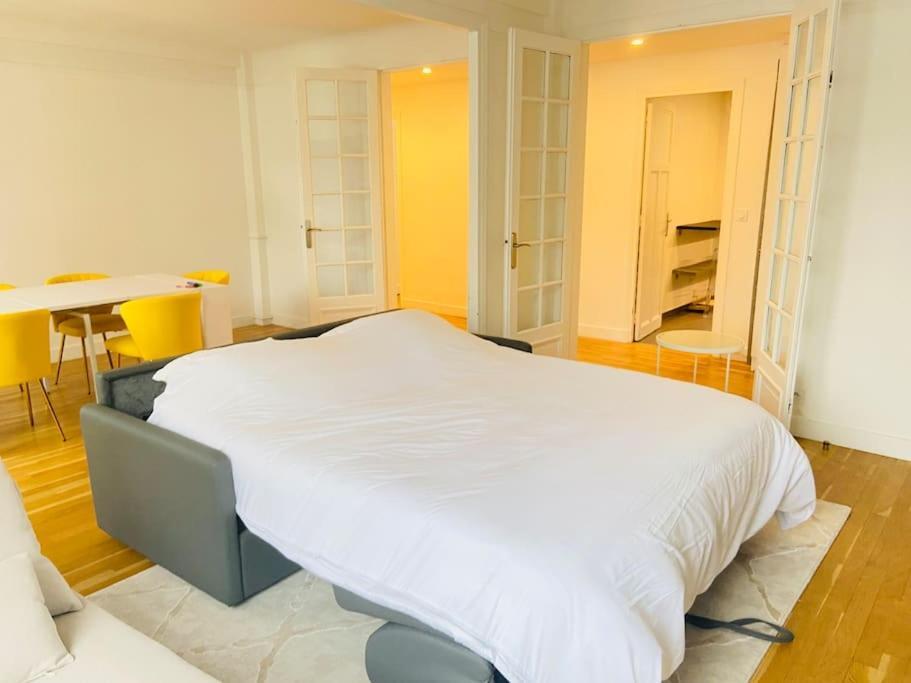 Amazing 6P Club Eiffel Apartment ปารีส ภายนอก รูปภาพ