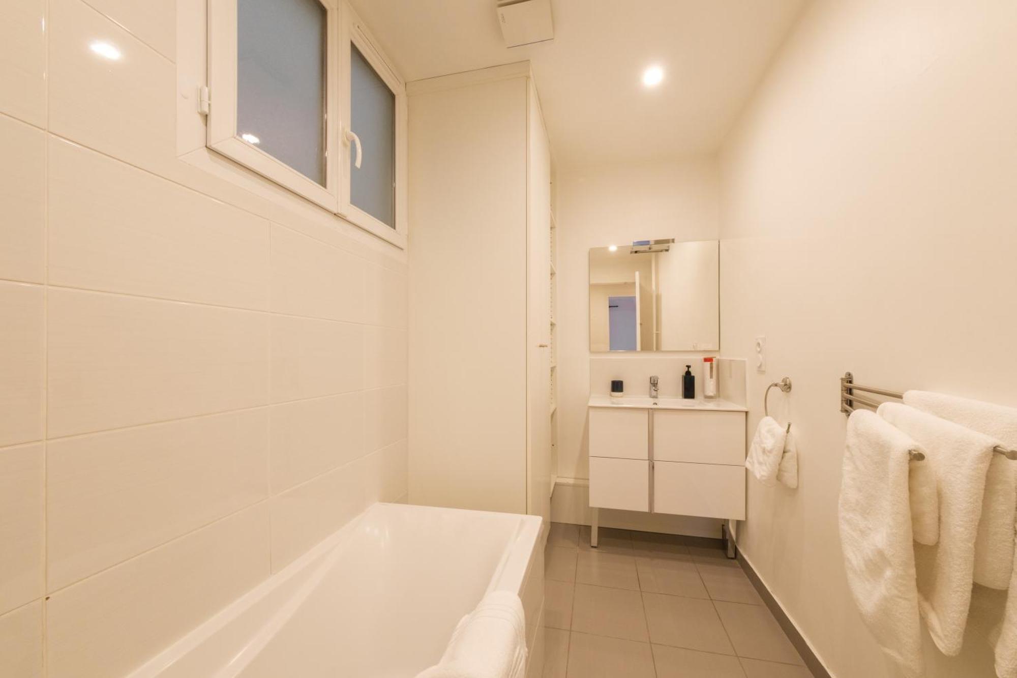 Amazing 6P Club Eiffel Apartment ปารีส ภายนอก รูปภาพ
